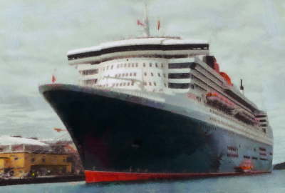 QM2 in dock Norway
